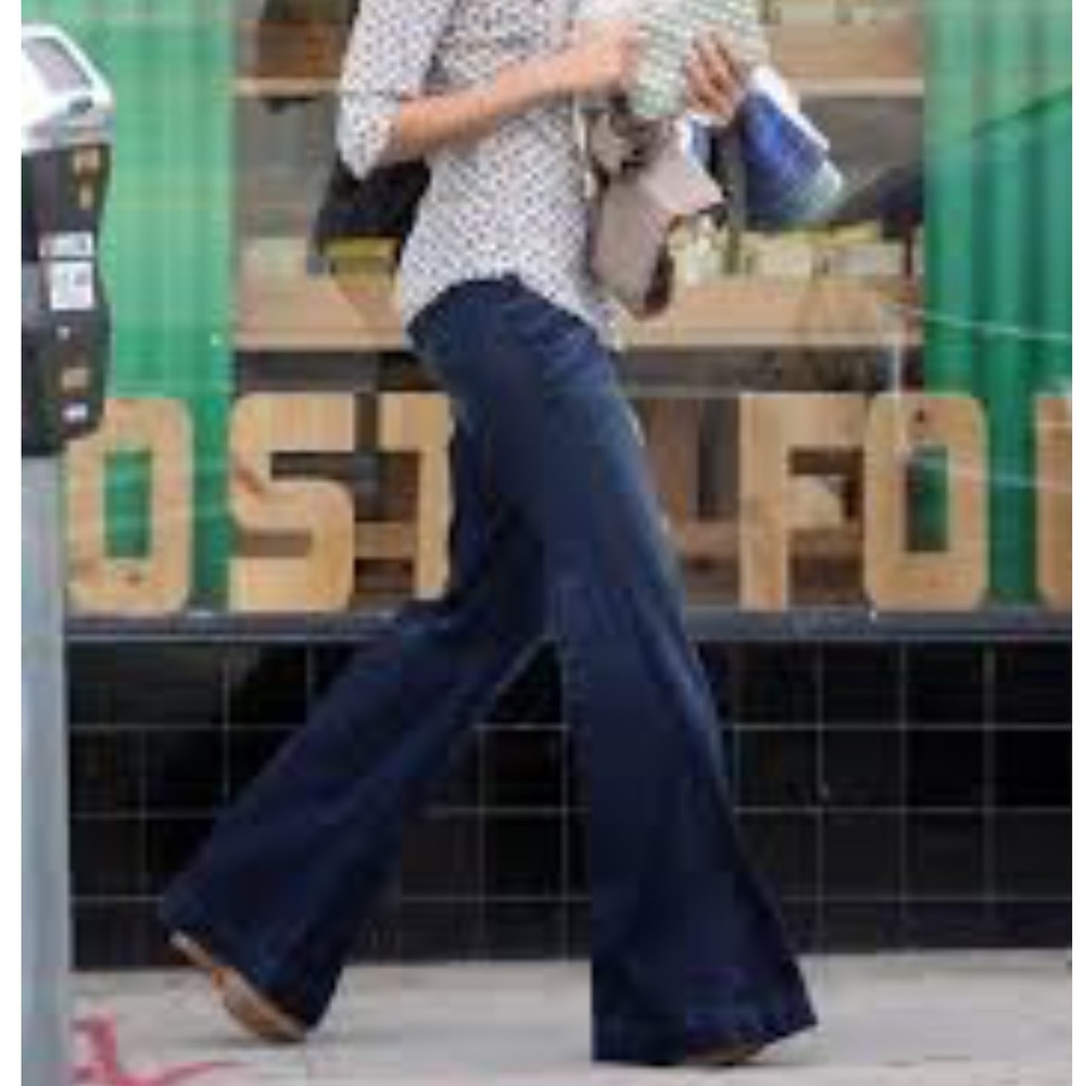 MOVING! Make an offer! Hudson wide leg jeans